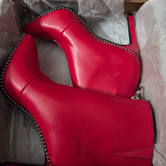 NWT Bar III Briget Embelished Ankle Boots 5.5.M - Picture 5 of 11